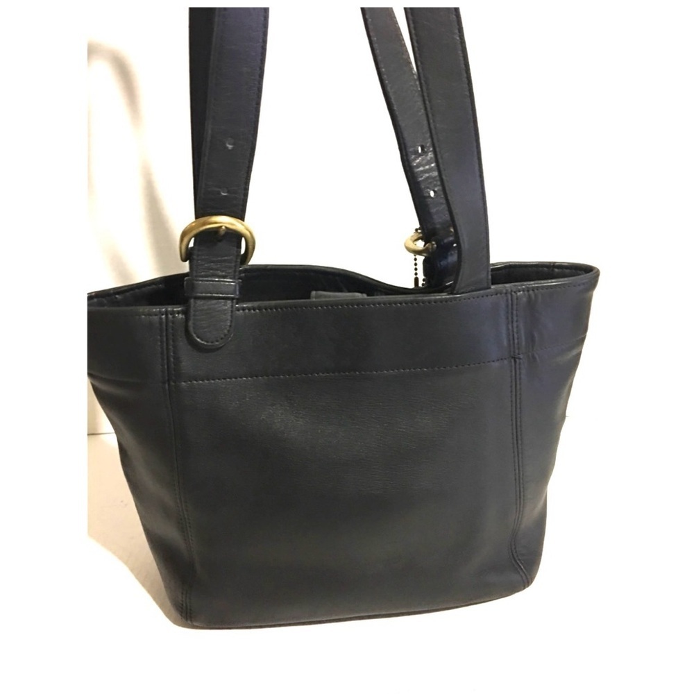 Coach vintage black leather shoulder handbag - Picture 7 of 11